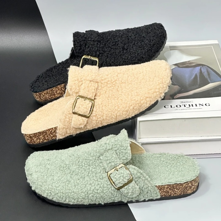 TedFlops – fluffy teddy slippers voor binnen & buiten Khaki