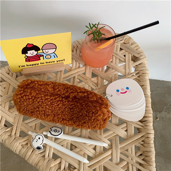 Teddy Pouch Slim – Zachte Wol Look Etui