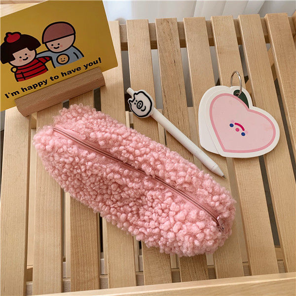 Teddy Pouch Slim – Zachte Wol Look Etui