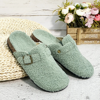 TedFlops – fluffy teddy slippers voor binnen & buiten Khaki