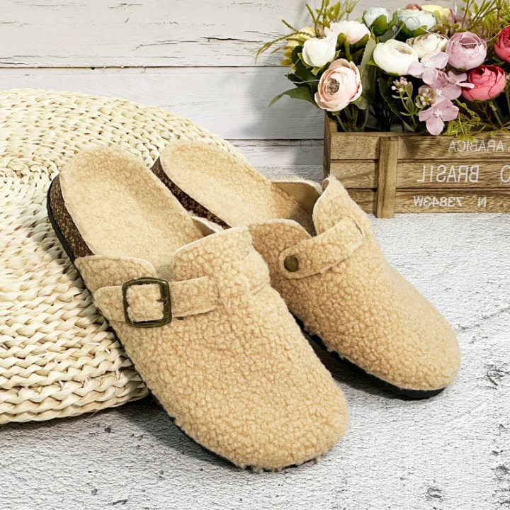 TedFlops – fluffy teddy slippers voor binnen & buiten Khaki